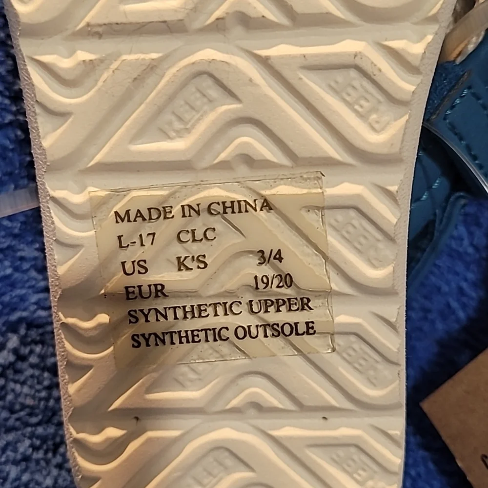 Reef Ahi Mint Boat size 3/4 sandles. New with tags